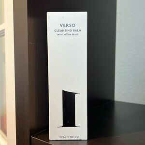 Verso Skincare: Cleansing Balm w/ Jojoba Beads